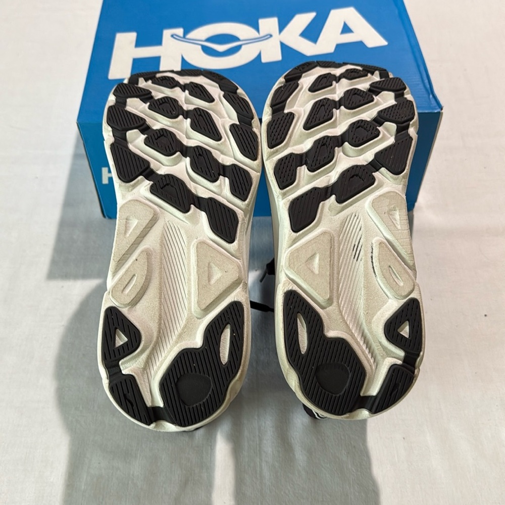 Hoka M Clifton 9 Black/White Asst Sizes - Picture 4 of 4